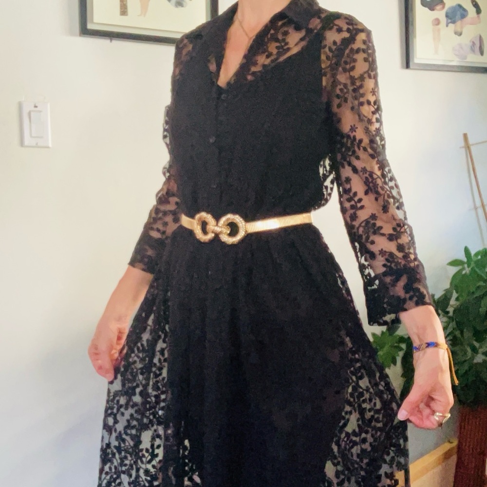 Zara Black Lace Button-Up Dress / Robe / Cover-Up – Size S